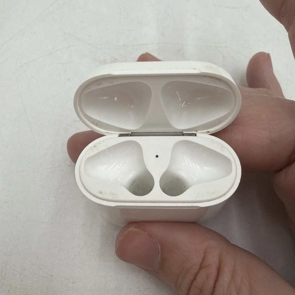 Apple AirPods Charging Case Replacement Only A1602